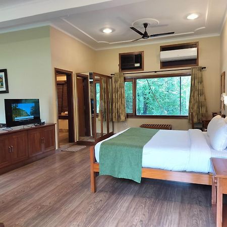 Bel-La Monde Hotel "Riverside" - Jim Corbett Garjia Екстериор снимка