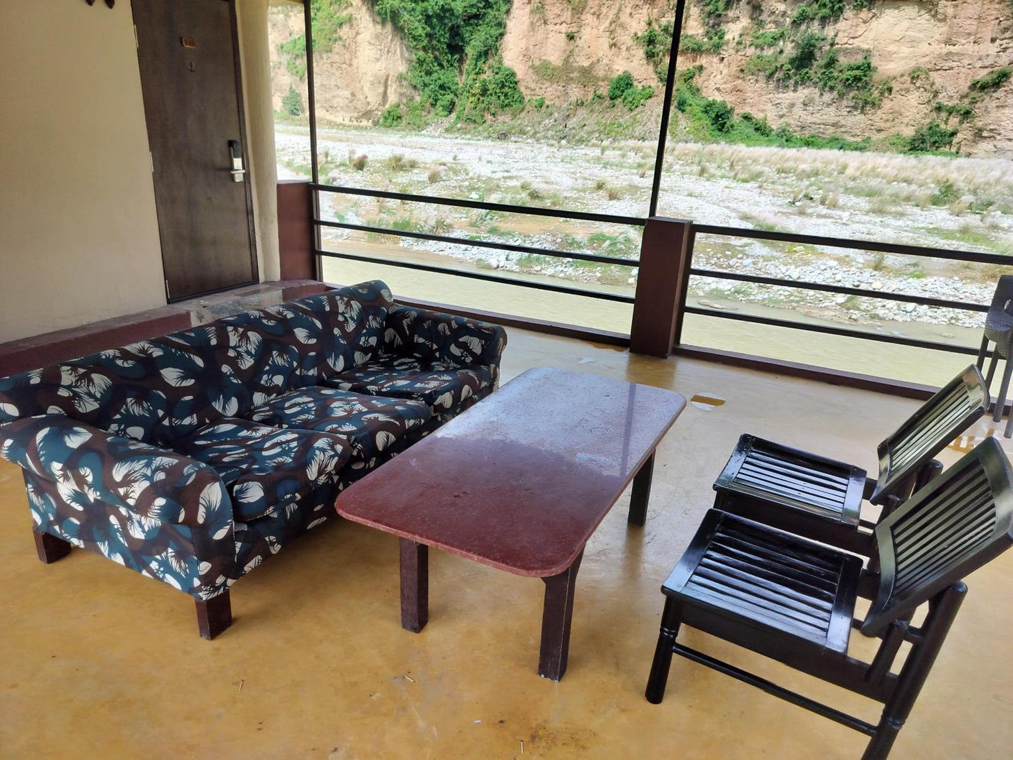 Bel-La Monde Hotel "Riverside" - Jim Corbett Garjia Екстериор снимка