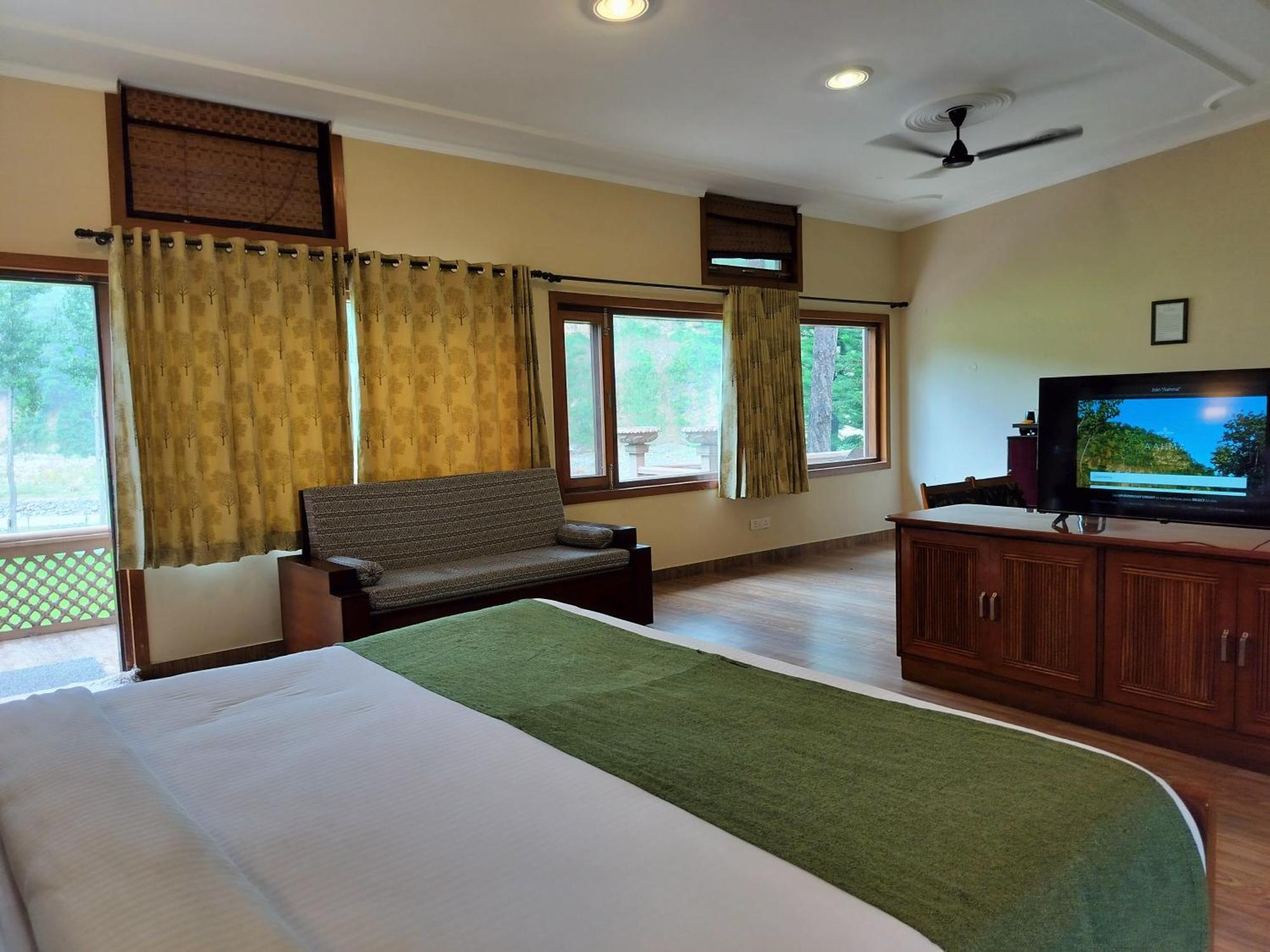 Bel-La Monde Hotel "Riverside" - Jim Corbett Garjia Екстериор снимка