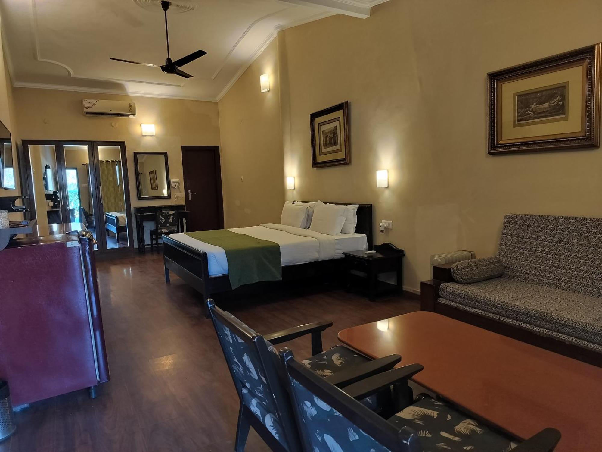 Bel-La Monde Hotel "Riverside" - Jim Corbett Garjia Екстериор снимка