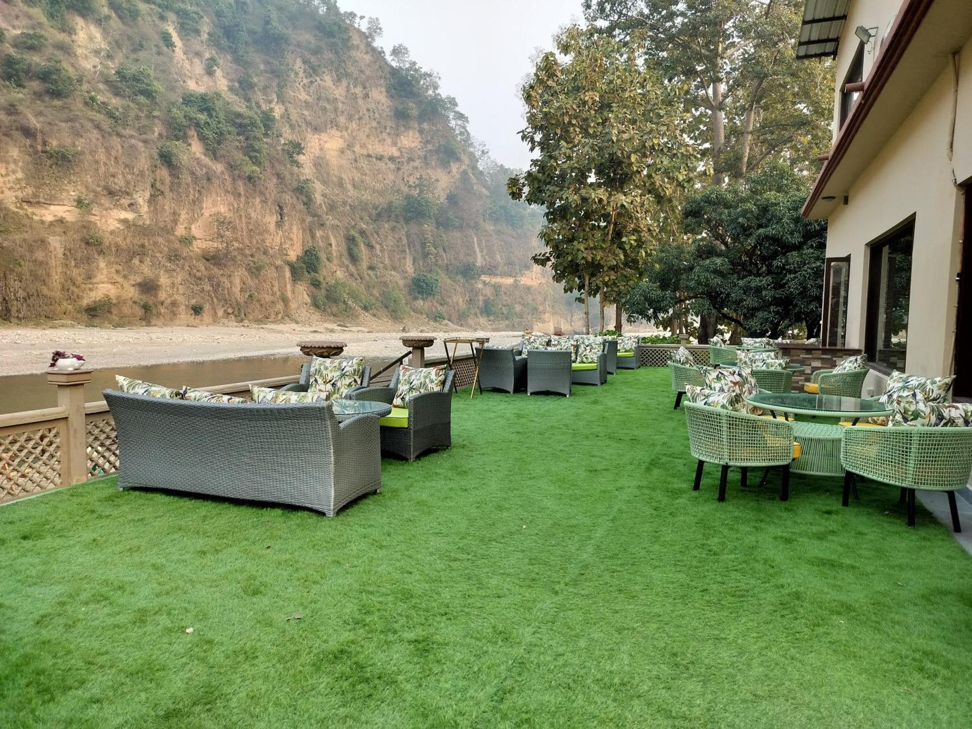 Bel-La Monde Hotel "Riverside" - Jim Corbett Garjia Екстериор снимка