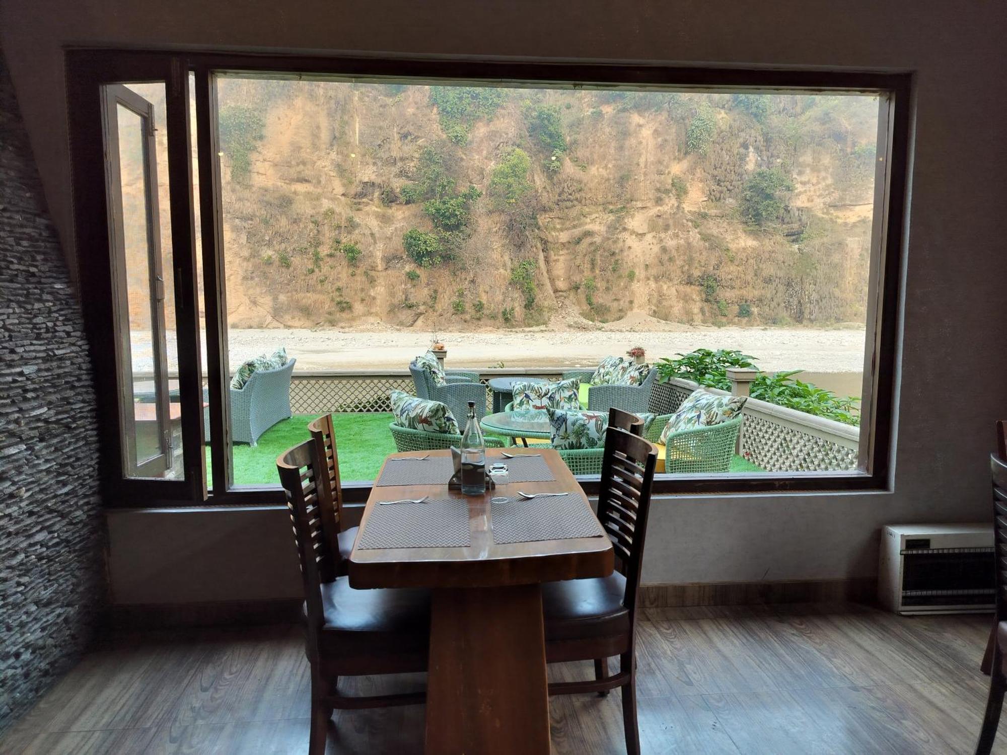 Bel-La Monde Hotel "Riverside" - Jim Corbett Garjia Екстериор снимка