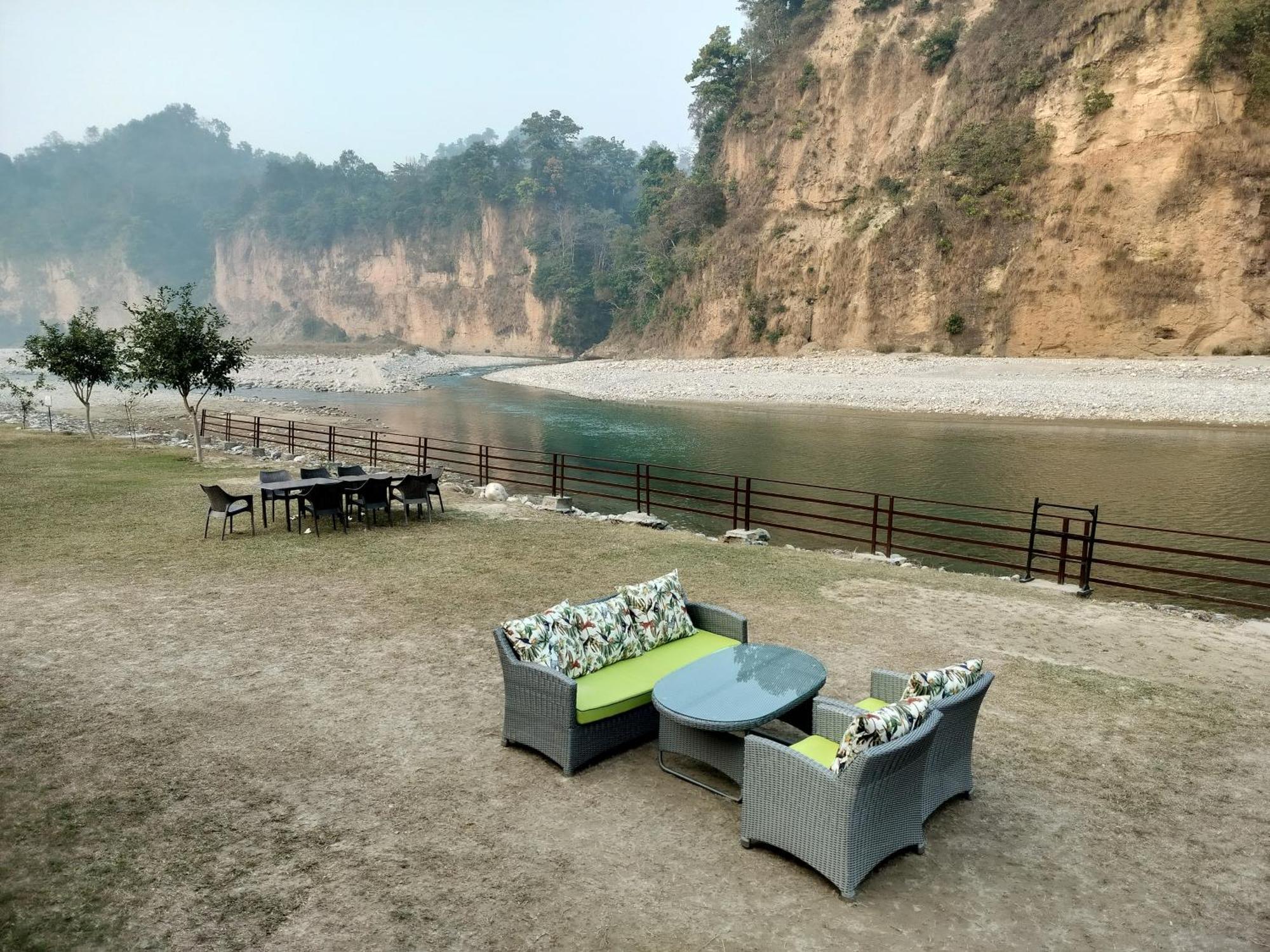 Bel-La Monde Hotel "Riverside" - Jim Corbett Garjia Екстериор снимка