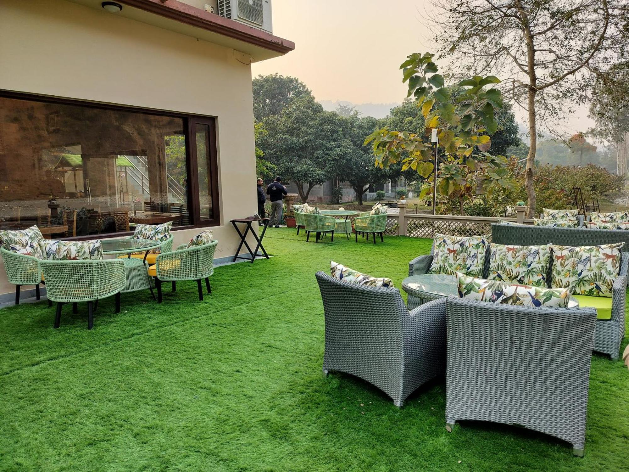 Bel-La Monde Hotel "Riverside" - Jim Corbett Garjia Екстериор снимка